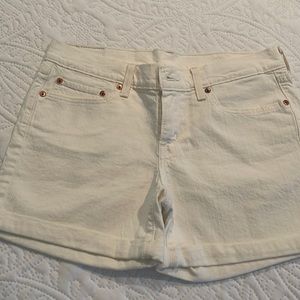 Women’s Levi shorts